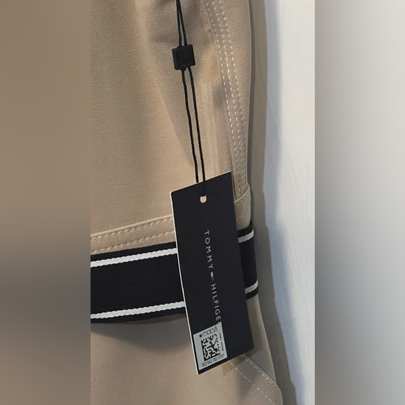 NWT Tommy Hilfiger Women’s sz 16 sleeveless, collarless, front zipper dress - Picture 10 of 13